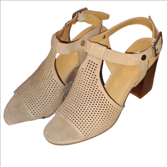 Franco Sarto Tan Chunky Heel Perforated Heels - Picture 1 of 7